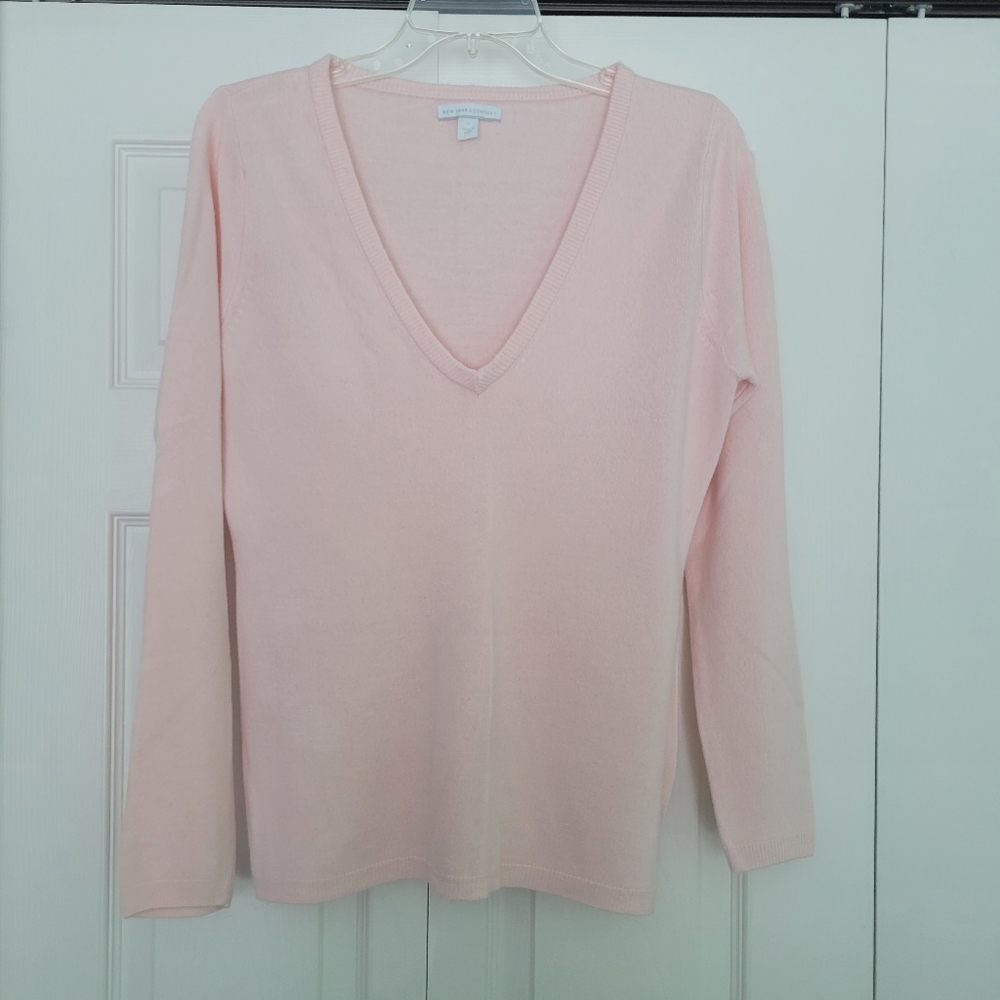 New York & Company Pink V-Neck Sweater